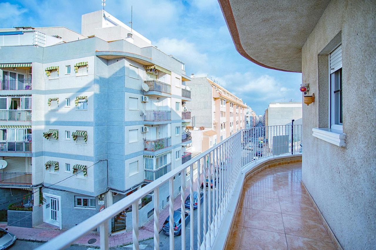 125 City Beach - Alicante Holiday Торевьиа Экстерьер фото