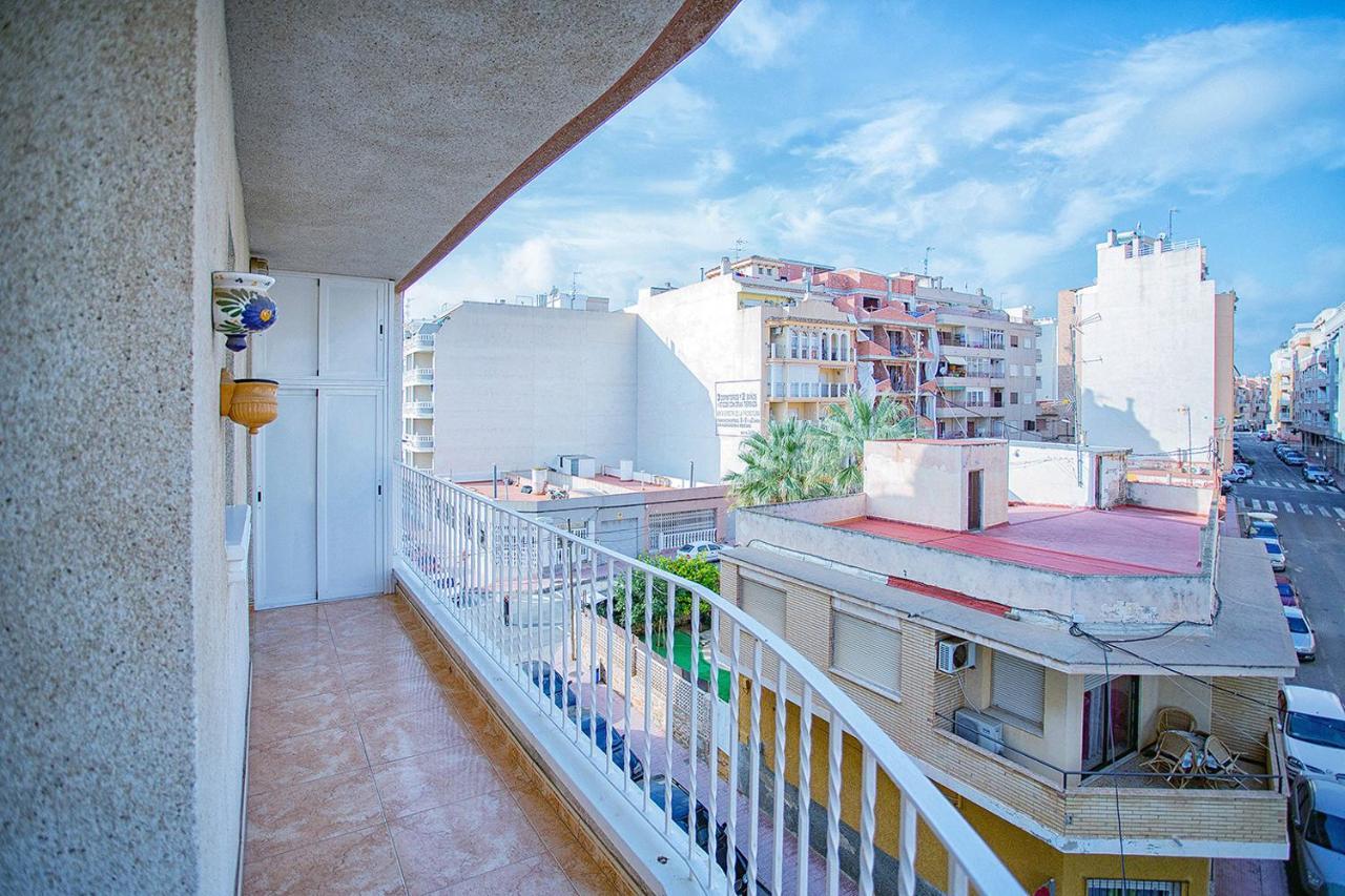 125 City Beach - Alicante Holiday Торевьиа Экстерьер фото