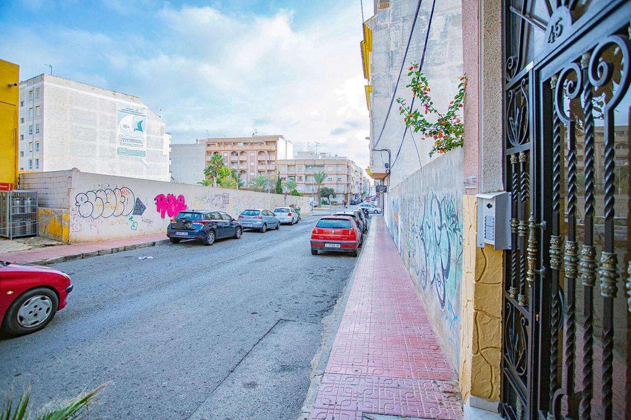 125 City Beach - Alicante Holiday Торевьиа Экстерьер фото